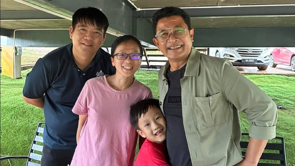 Bantu Pinjamkan RM18 Ribu, Pemilik Farm Fresh Sebak Rakan Cina Capai RM25 Juta Setahun